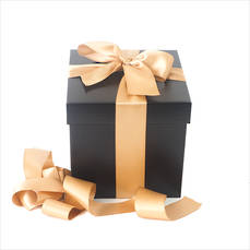 Connoisseurs Gift Box